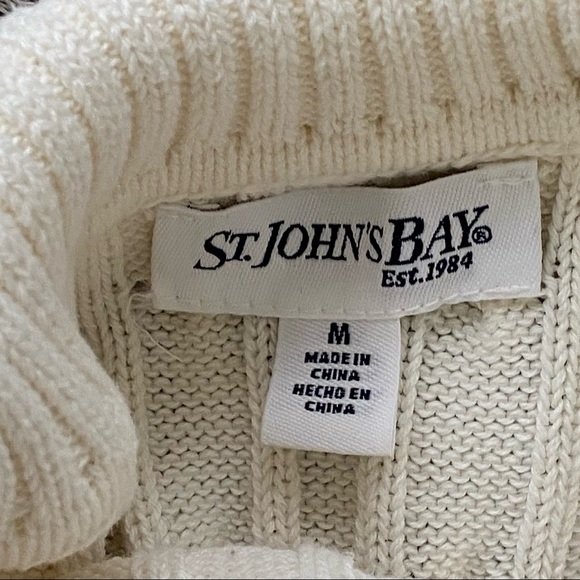 ST. JOHN’S BAY half white woman long sleeves turtleneck sweater. Size M. Used. - Picture 5 of 8